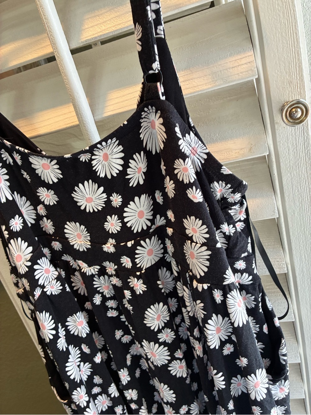 torrid Black Daisy Tie-Front Midi Dress with White Florals - Picture 13 of 13